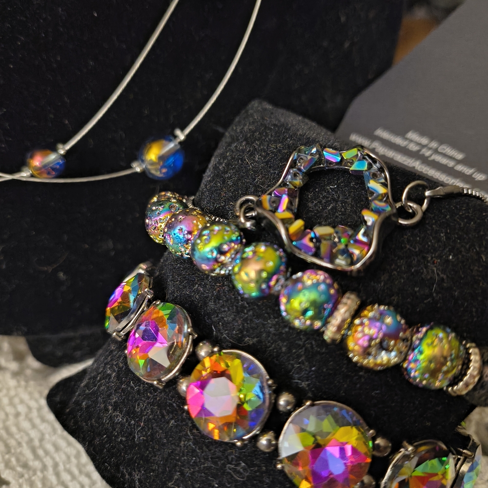 7 PC Paparazzi Oil Spill Heart Necklace Set NWT - Picture 9 of 16